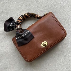 Vintage Casino Coach Bag (crossbody) (purse) in a light brown